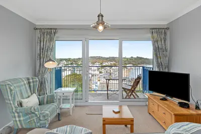 Image de Brynawelon - Wonderful Sea and Harbour Views