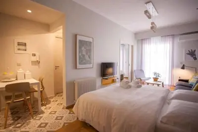 Image de Stylish apartment in Acropolis