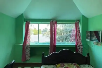 Holiday Home with Lush Garden\n\n