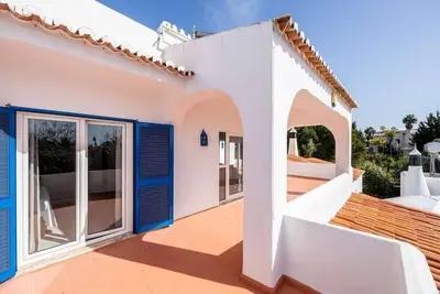 Image de Splendid Carvoeiro Villa | 6 Bedrooms | Casa Sacha Marias | Short Drive to Centre | Great Pool Area