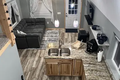 Image de Quaint cozy cabin near Hatcher Pass. Clear Night Cabin B