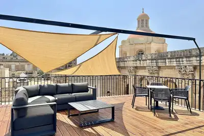 Image de Florette Suite 1br with Stunning Lounge Terrace by ArcoBnb