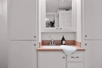 Image de Elm Basement Cottage\n\n