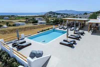 Image de Appartement dans un hôtel \"Naxos Earth Residence\" avec vue sur mer, Wi-Fi et climatisation