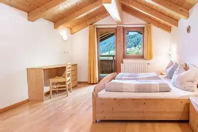 Image de Appartement 'Mansardenwohnung Egart' avec vue sur le lac, balcon et Wi-Fi