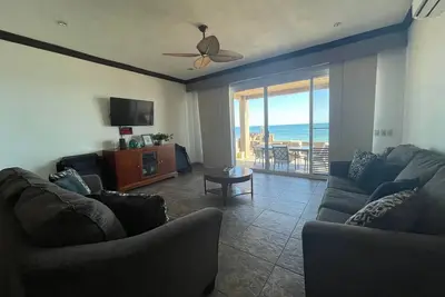 Image de Caballo De Mar Beach House - 3 bedroom/3 bathroom house right on the beach