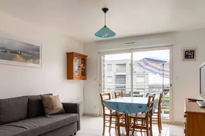 531 - Appartement T2 vue mer, à 100m de la Plage