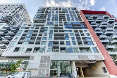 Image de Beautiful 2 bedroom + 2 bathroom In A Prime Downtown Location