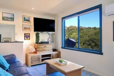 Image de Bicheno Beach House - Freycinet Holiday Houses