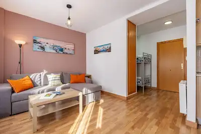 Image de Studio \"Sierralacant\" près des pistes avec balcon et Wi-Fi