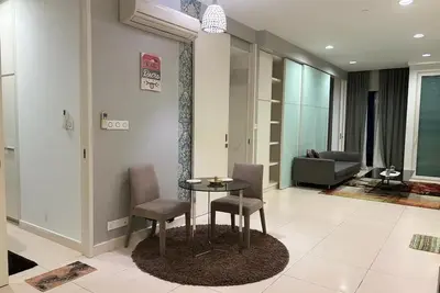 Image de Right in Kuala Lumpur City Centre! Family-friendly aparthotel with rooftop pool!