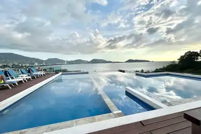 Image de Paptong Baycliff: a luxurious and tranquil experience.