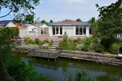 Image de Bungalow à Makkum près de la Plage