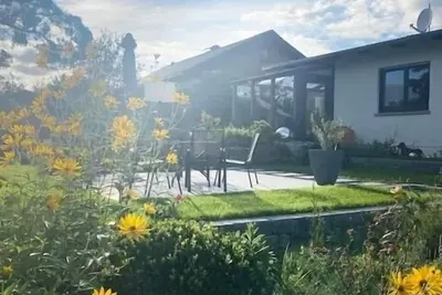 Image de Ferienhaus für 4 Gäste mit 162m² in Schotten