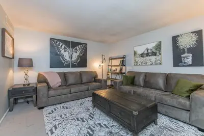 Image de Woodford Stables / Walk to Eckert's Orchard