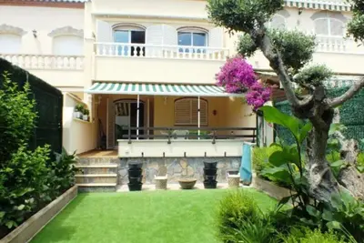 Image de Charmante Maison de Ville avec Jardin à Miami-Playa