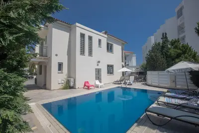 Protaras Pelagos Villa Pg08 -  a villa that sleeps 7 guests  in 3 bedrooms