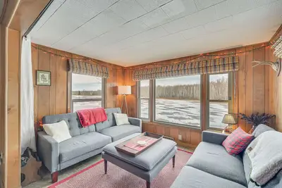 Image de Mason Cabin w/ Private Dock on Marengo Lake!