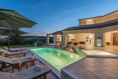 Image de Villa Melli with a pool, Whirlpol and panoramic Vi