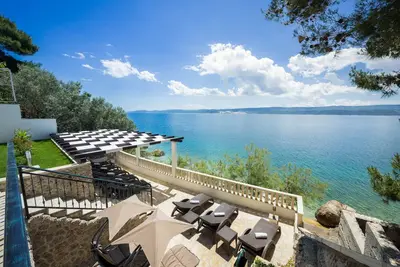 Image de Villa Adriatica Excelsior - BeachFront Seaview Apartment #1