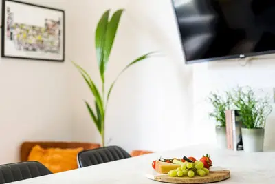 Image de Howard Gardens - 2 Bedroom Apartment in Cardiff City Centre
