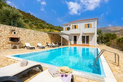 Villa Alex - Trois Chambres Villa, Couchages 7