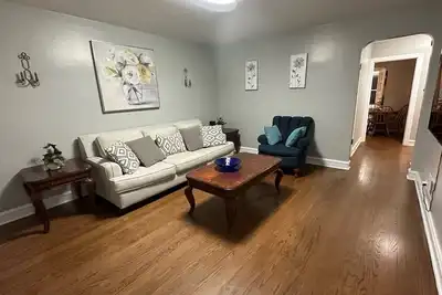 Image de Great 3 bedroom walking distance from Mdw airport