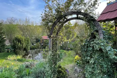 Image de Vacation home with garden paradise. Family & nature-oriented living. Dogs welcome!