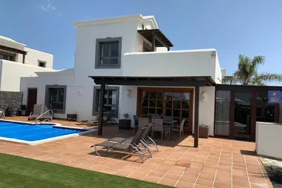 Image de Beautiful Property in quiet location, 3 bedroom, 3 bathrooms air con & hot tub