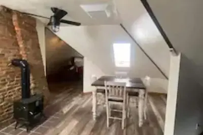 Image de Close & Cozy West