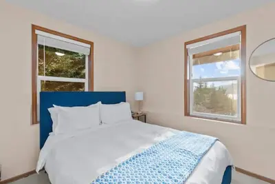 Image de Lake View Getaway with Beach/Dock Access