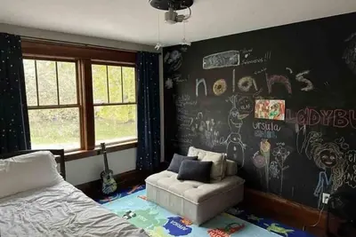 Image de Great for reunions or Stillwater get-togethers!