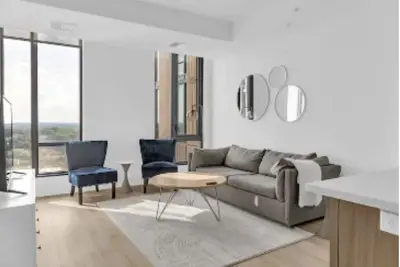 Image de Luxi Bluish-Gray 2br Tysons in Boro with Amenities + Mall / Gym / Pool