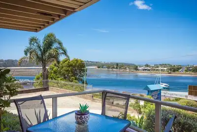 Image de Close To Town with  Water Views