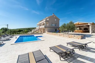 Image de Belle maison à Slivnica avec WiFi