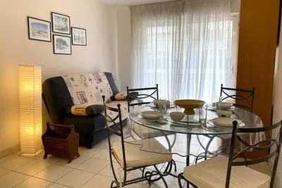 Agréable appartement avec Wifi, 4 personnes, 1 chambre