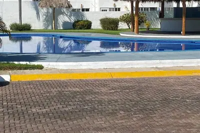 Image de Casa Familiar con Alberca; a 5 Minutos de la Playa y de Vidanta World