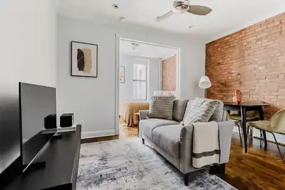 Image de Ideal West Village 2br w/ W/D, nr Shopping, by Blueground
