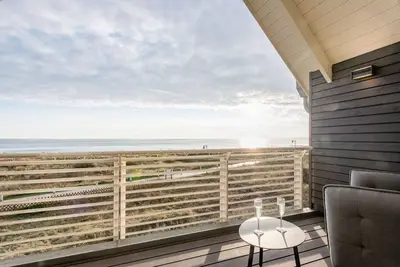 Image de Hafen27list, Haus 8 - Hausteil im Eg, Ug, Og, Dg, ca. 219m² Nutzfläche, 2 Parkplätzen, Nichtraucher