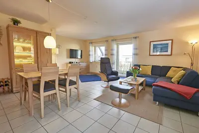 Image de Ferienhaus Lobbe Wohnung 4