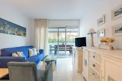 Image de Appartement 'Sabanell Central Park' avec piscine partagée, terrasse privée et climatisation