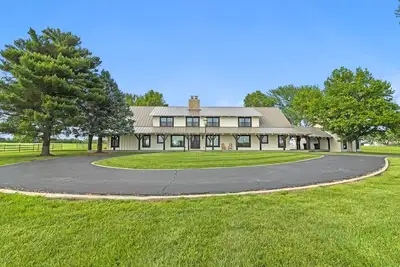 Image de The Landing(43mo)  - Luxurious Lodge Sleeps 20 + Airway Strip + Hot Tub