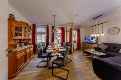 Moderne Wohnung in Saniertem Fachwerkhaus