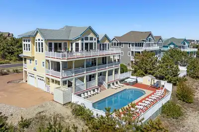 Image de A Raye Of Sunshine: Ocean Views, Saltwater Pool