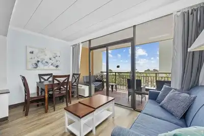 Image de Spacious Coastal Paradise Studio in Caravelle Resort. 3rd Floor