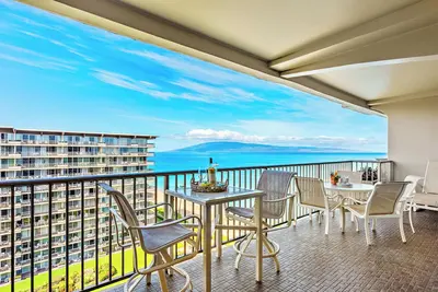 Image de Ocean View steps from beach, dining, shopping 1111