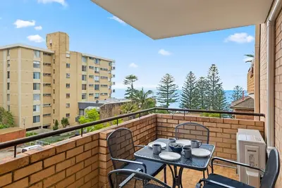 Image de Sea Vista Escape A Charming Waterside Stay