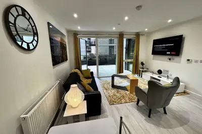 Image de A look and feel of serenity located right in the centre of town.