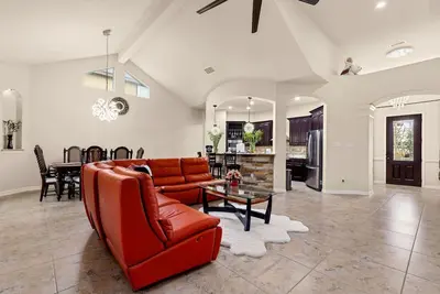 Image de Randolph Central, 1-story, Chef Kitchen