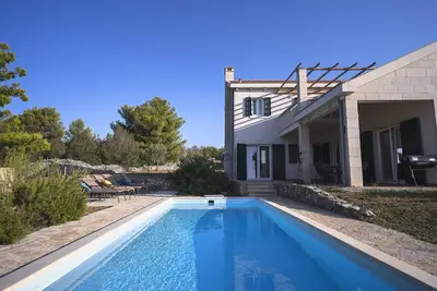 Image de Villa Pharia with Pool Vii